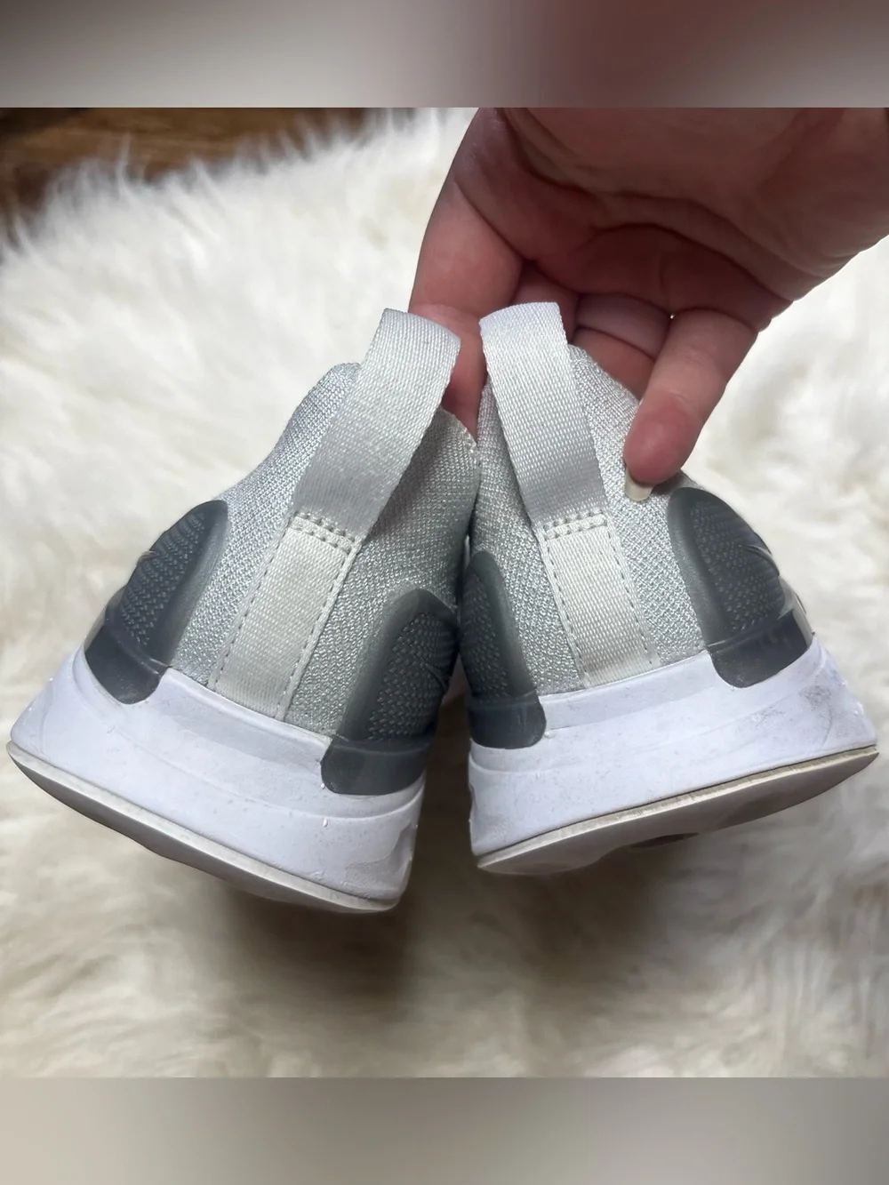 Nike slip sneakers
